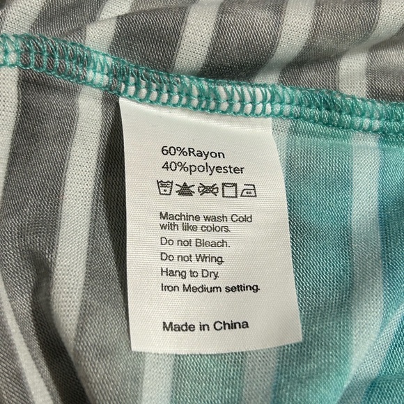 NWT Michelle Mae Turquoise & Gray Stripes Ombré Short Sleeve Tee size XS - Picture 10 of 10